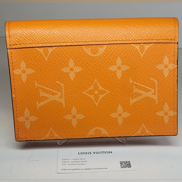 Louis Vuitton Taigarama Orange Leather Passport Cover - Picture 2 of 11